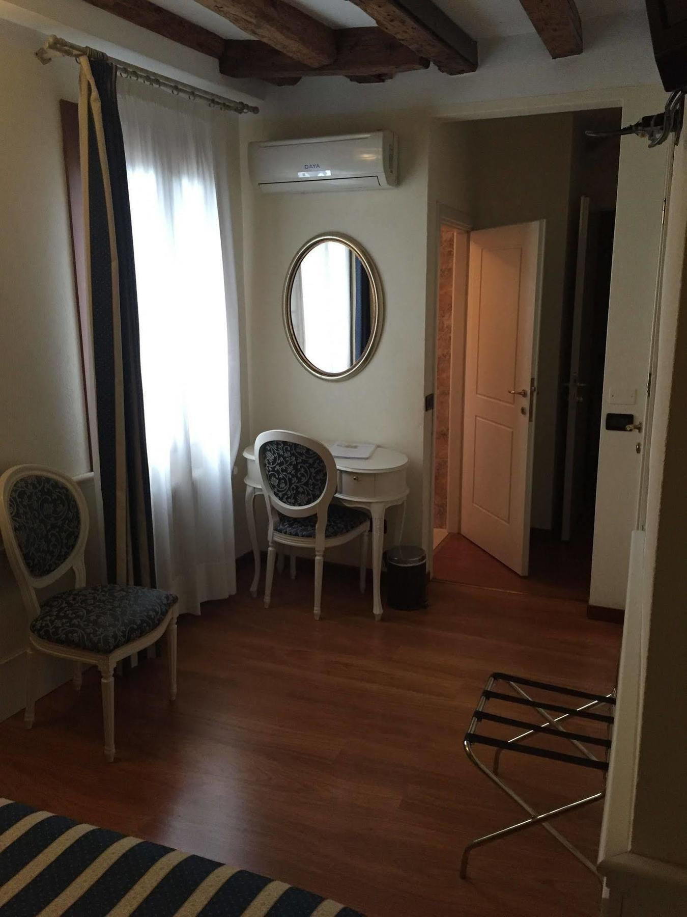 Venice Resorts Екстер'єр фото