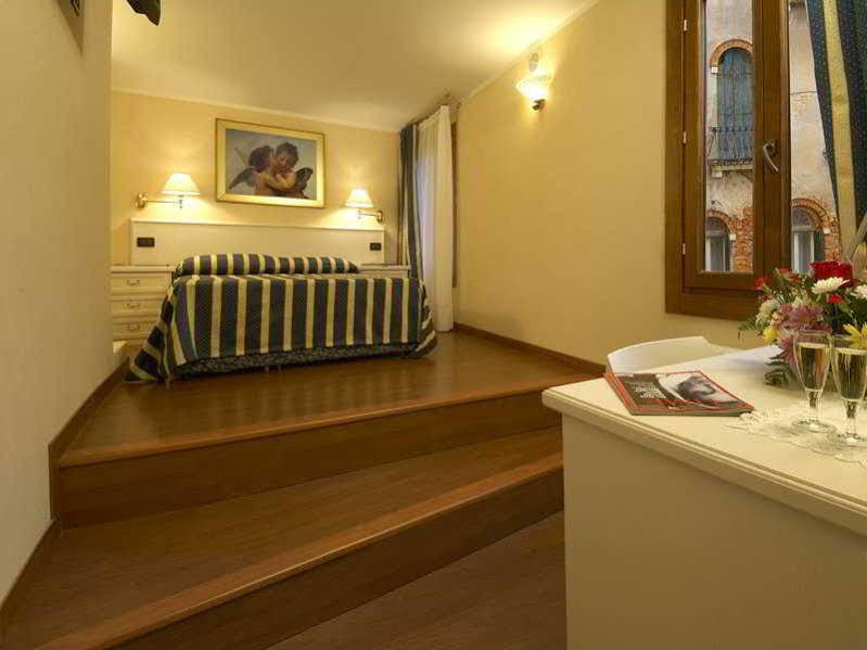 Venice Resorts Екстер'єр фото
